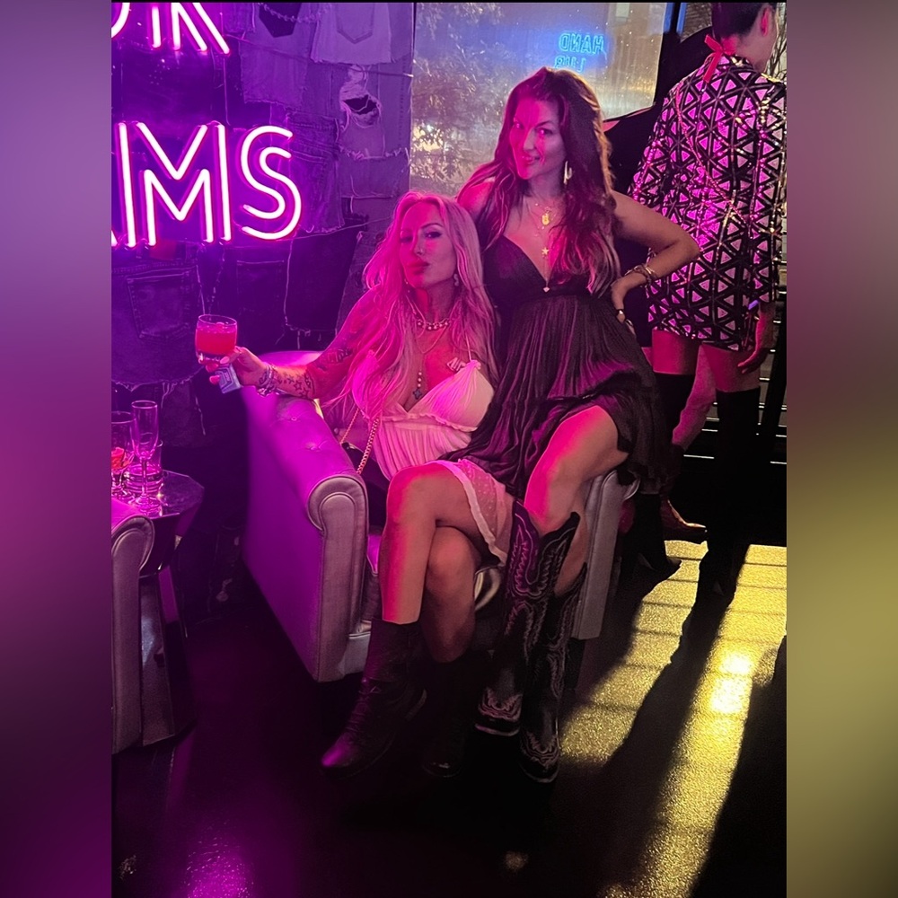 POSHFEST πΈπ’π«ΆπΌ - Picture 6 of 7